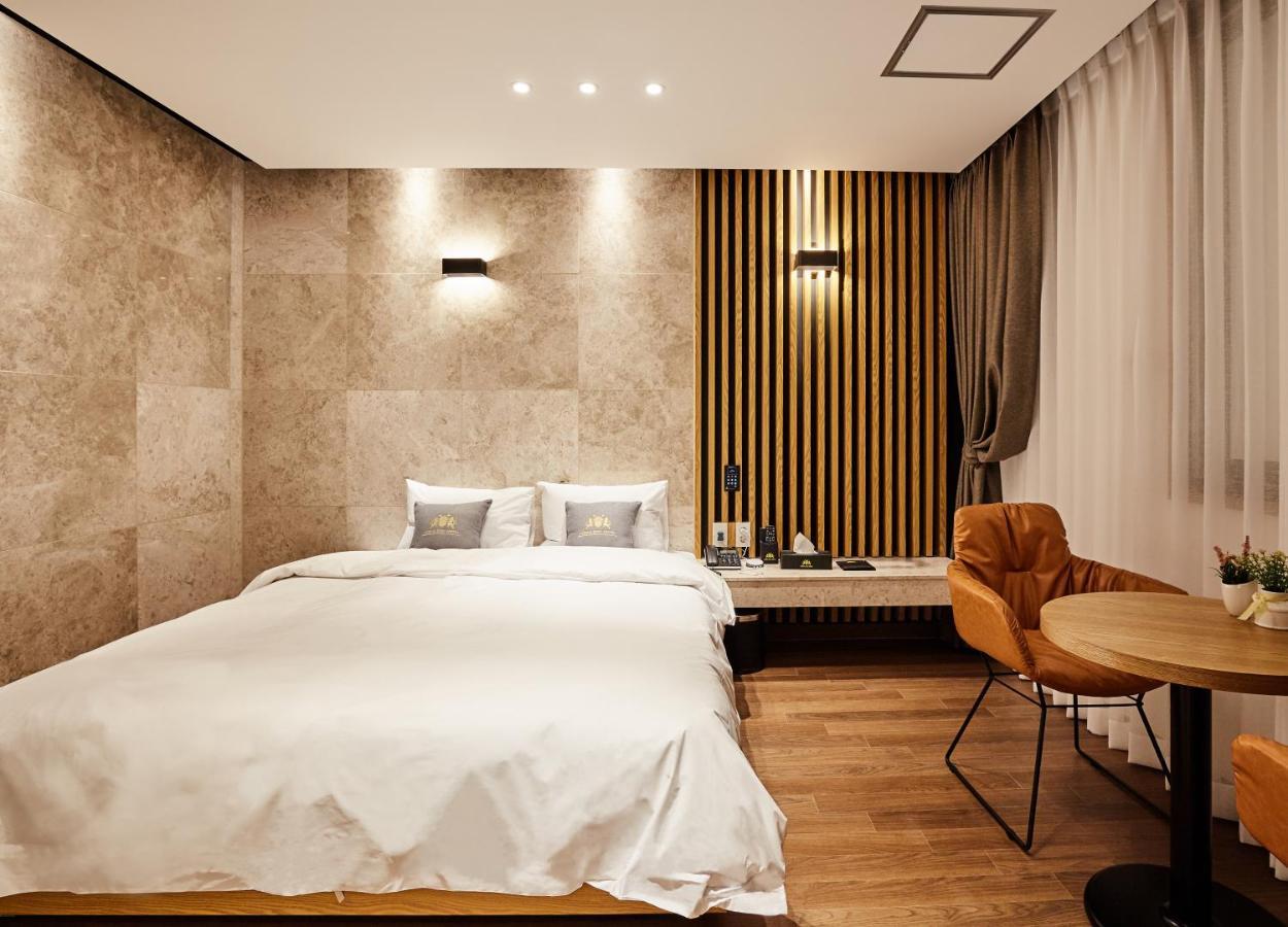 Noble Stay Hotel Gwangju Metropolitan City Exterior foto